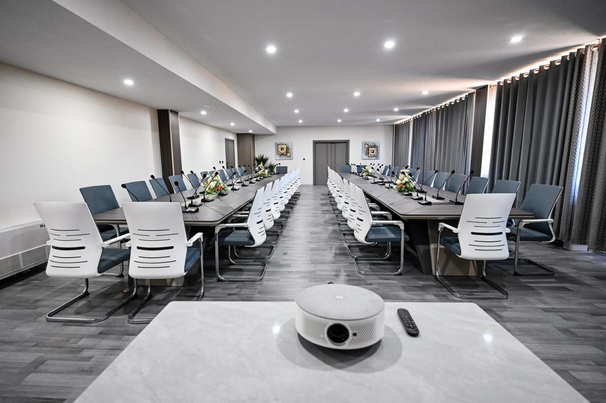 Grey Star Hotel Negotin Dış mekan fotoğraf